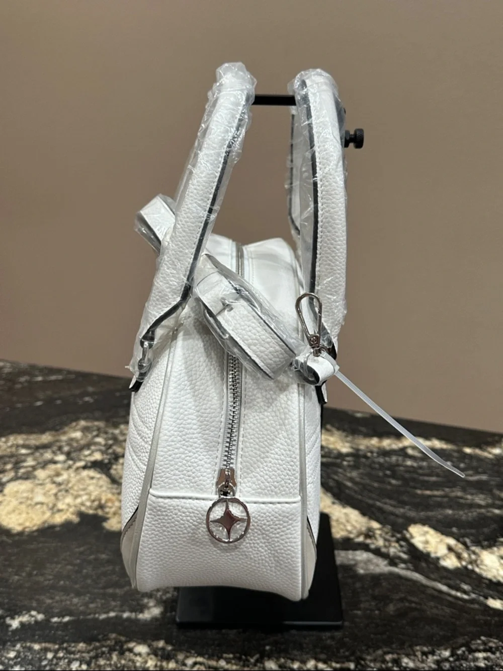 NWT Paris Hilton Bowler Bag - Picture 3 of 8